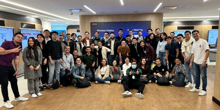 Alianza con la empresa HUAWEI y la Facultad de Telecomunicaciones